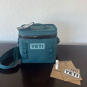 Yeti Hopper Flip 8